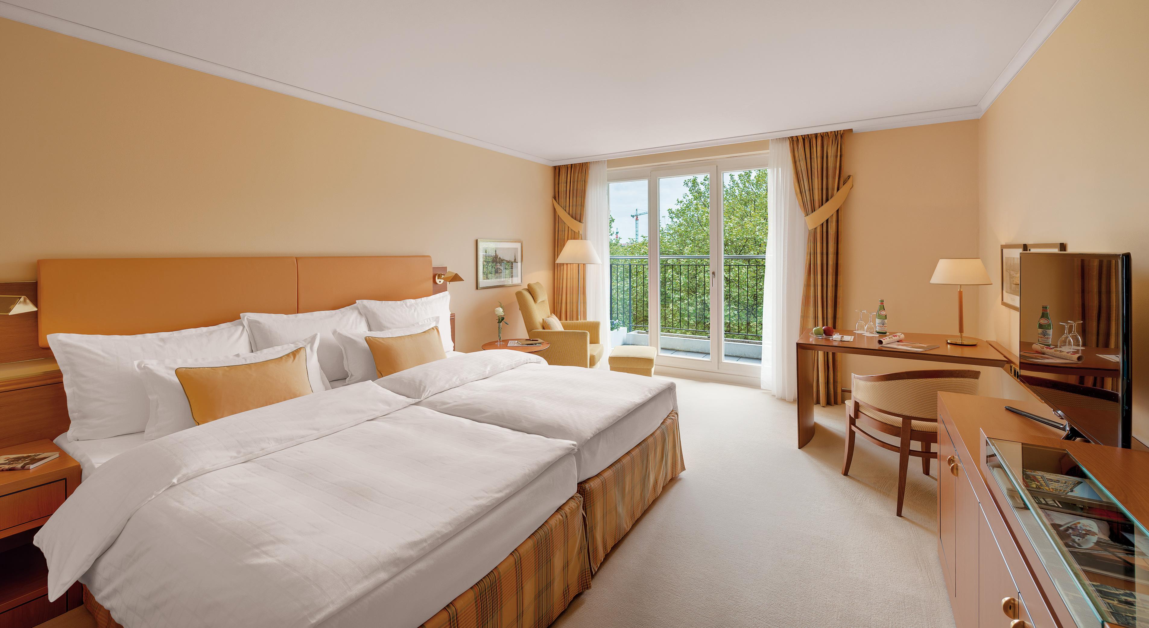 Grand Elysee Hamburk Exteriér fotografie A typical room at the Hotel de la Tour
